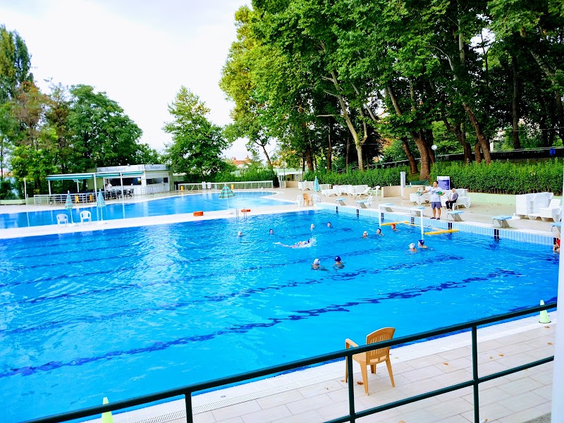 Havuzlu Park