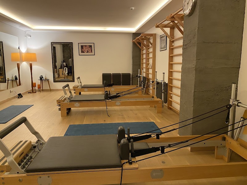 Niche pilates & yoga