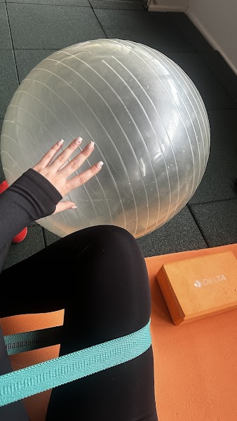 Loya Pilates Studio
