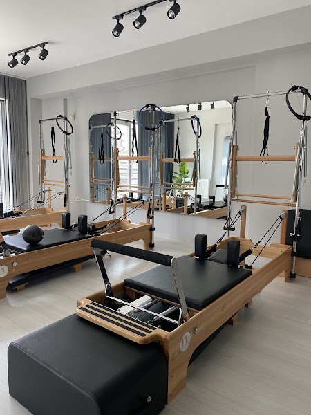 ES Pilates Studio