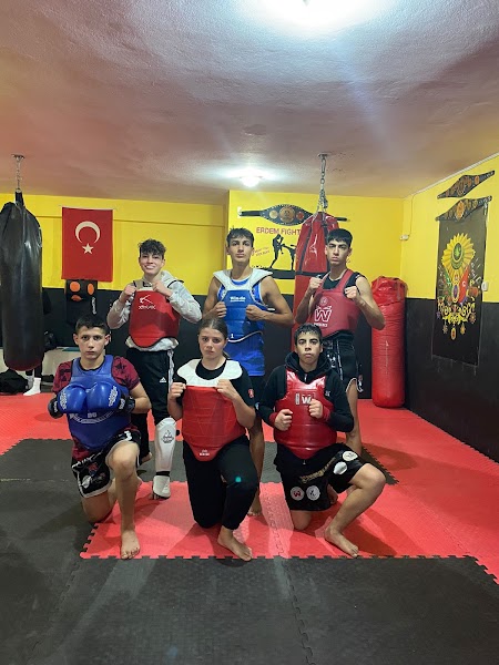 Erdem spor salonu