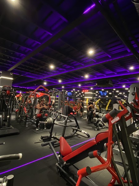 Pole Gym “Health Club”
