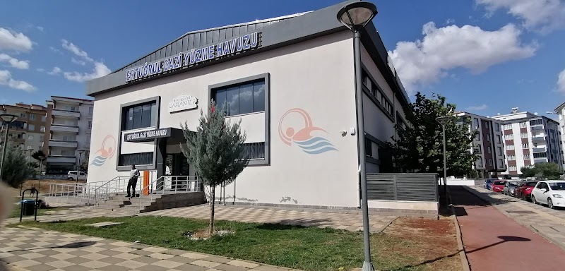 Ertuğrul Gazi Yüzme Havuzu