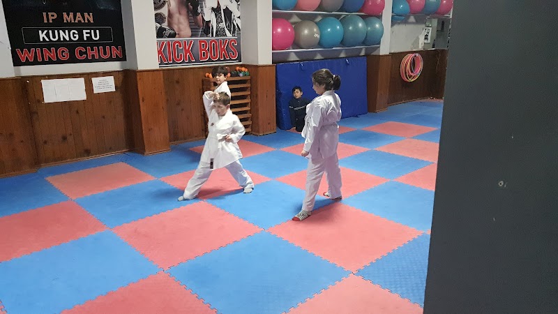 Form Life Sports Club