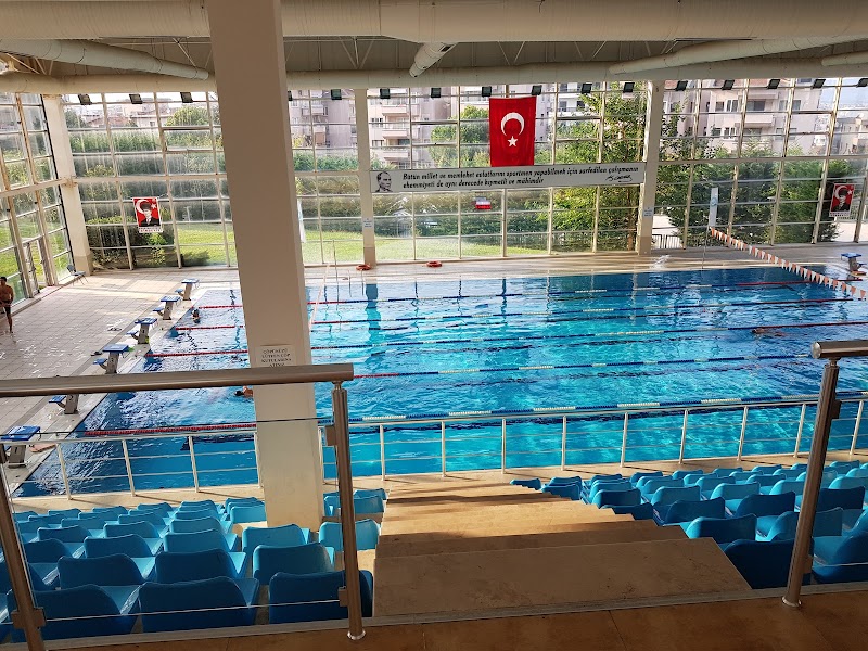 Nilüfer Belediyesi Konak Olimpik Yüzme Havuzu