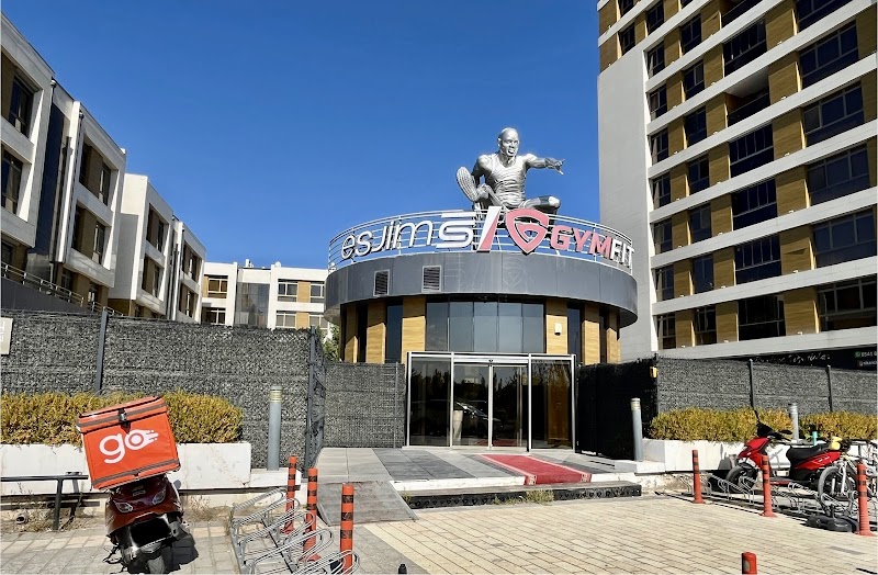 Esjim | Gymfit Deluxe Wellness & Spa