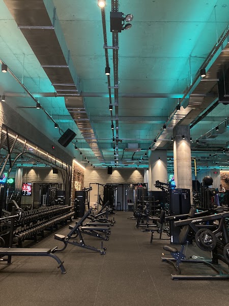 MACFit Manisa Statü Çarşı