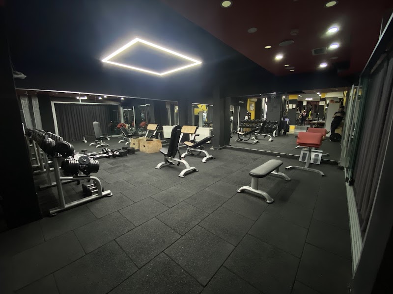 R-Form Fitness Center