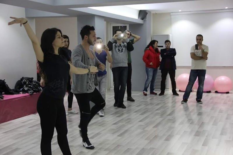 Nuans Dans Ve Sanat