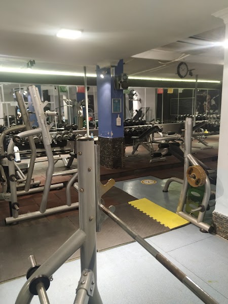 Bayraklı spor center