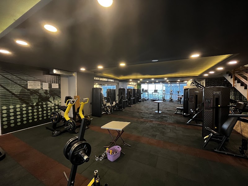 Relax Fitness GYM&CAFE