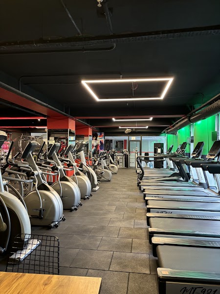 Metroflex Alsancak Spor Salonu