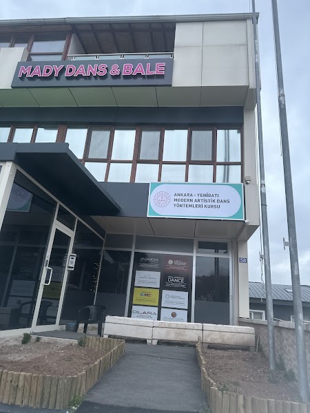 Mady Dans Yeni Batı