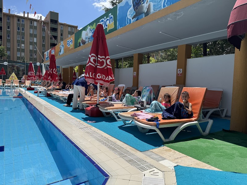 Rich Pool Açık Yüzme Havuzu Eryaman Ankara I Yüzme Kursu