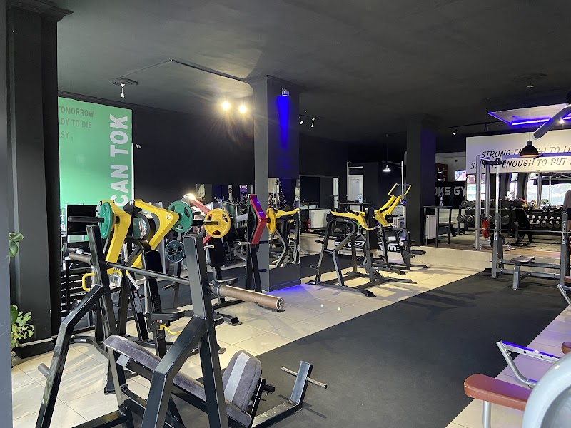 Tok's Gym Fitness