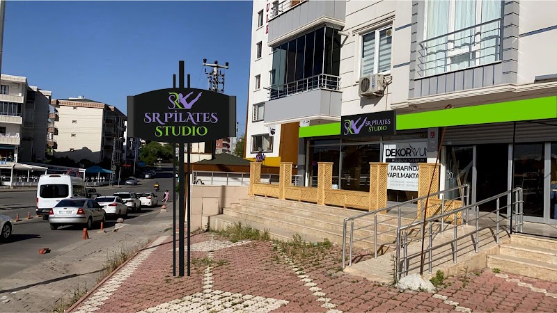 SR PİLATES STUDİO