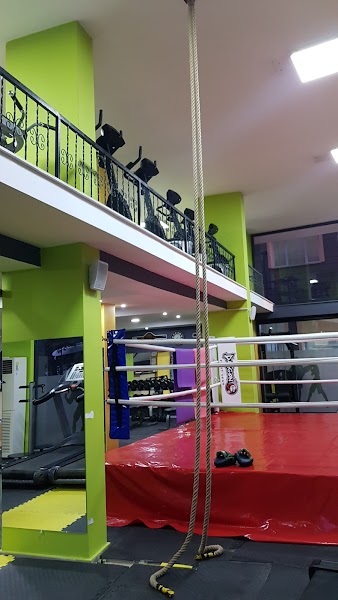 Spor Dünyası Buca, Boks, Kick Boks, Muay Thai, MMA, Fitness, Wushu