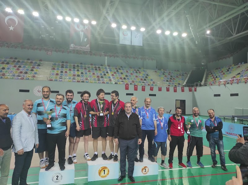 Beşirli Tenis Kortlari