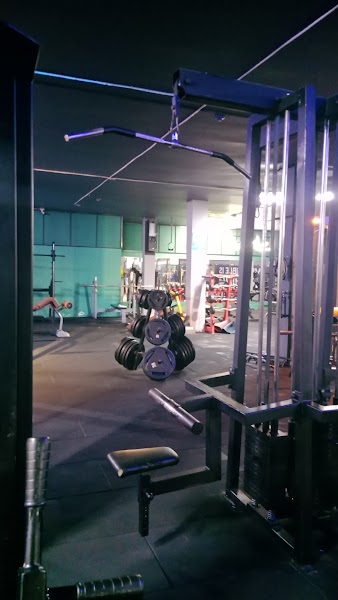 GYM HUNTER SPOR SALONU
