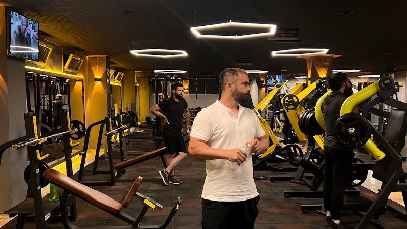 Life Fitness Center