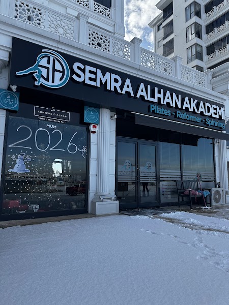 Semra Alhan Akademi
