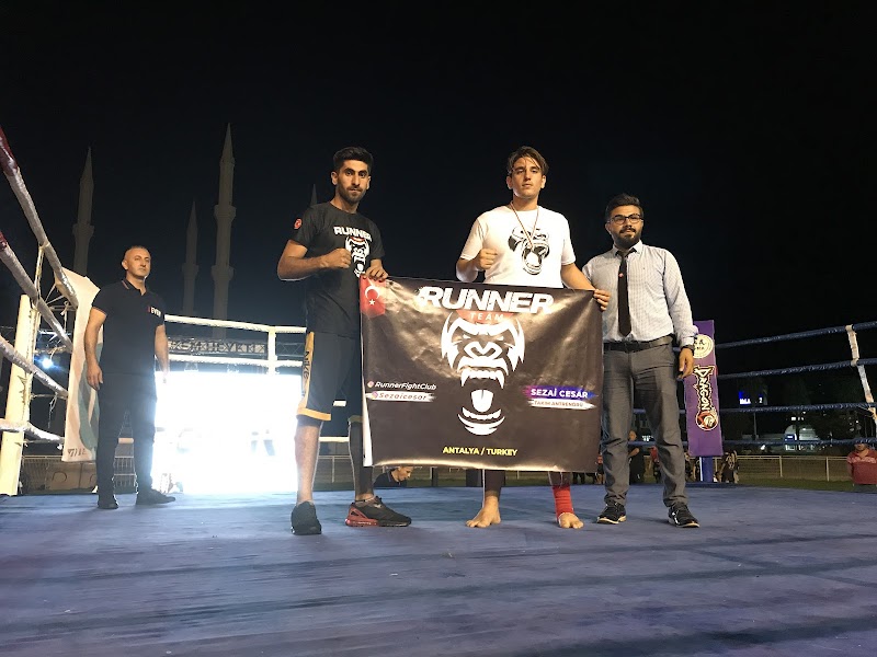 Runner Fight club Antalya muaythai kickboks