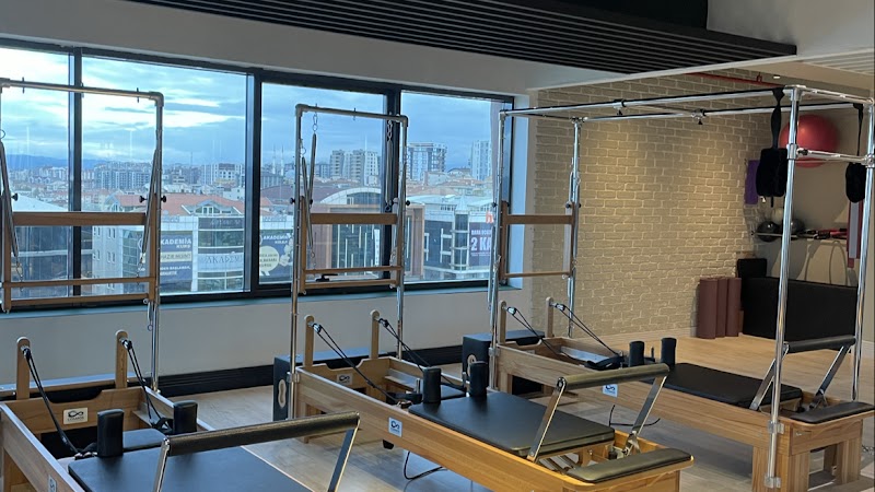 Deniz Mercan Pilates Studio