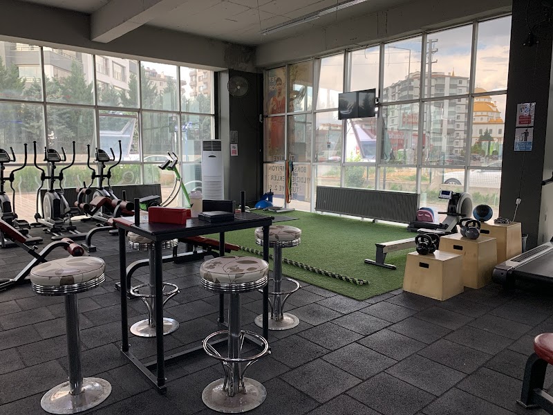 Neolife Gym Batıkent Spor Salonu, Boks, Kick Boks, Fitness, Pilates, Zumba
