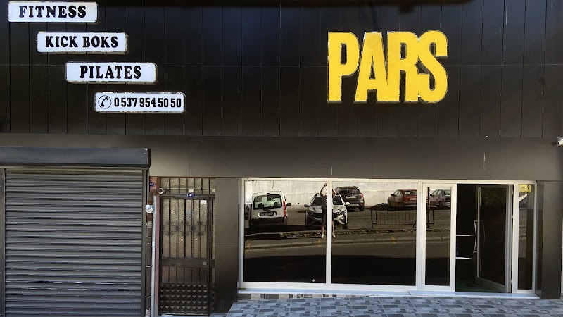 PARS SPOR SALONU