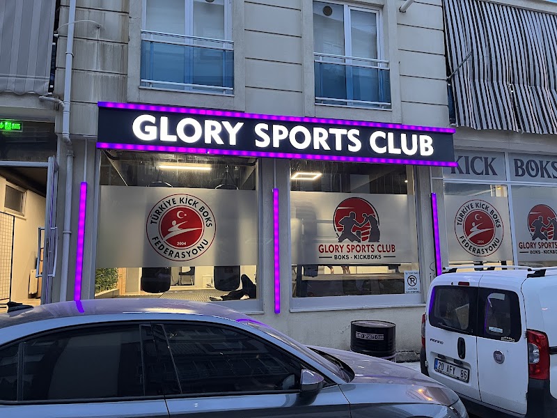 GLORY SPORTS CLUB