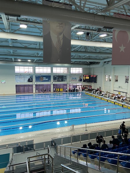 Rize Olimpik Yüzme Havuzu