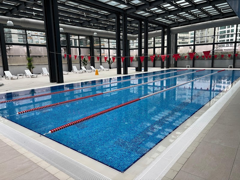 Marmara Spor Ümraniye Yüzme Kursu