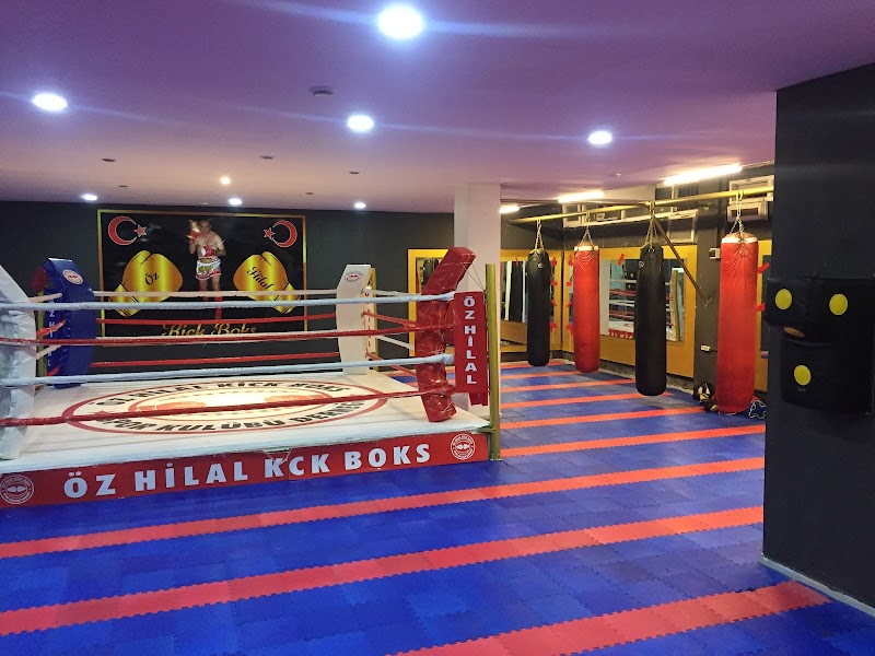 Öz Hilal Kick Box