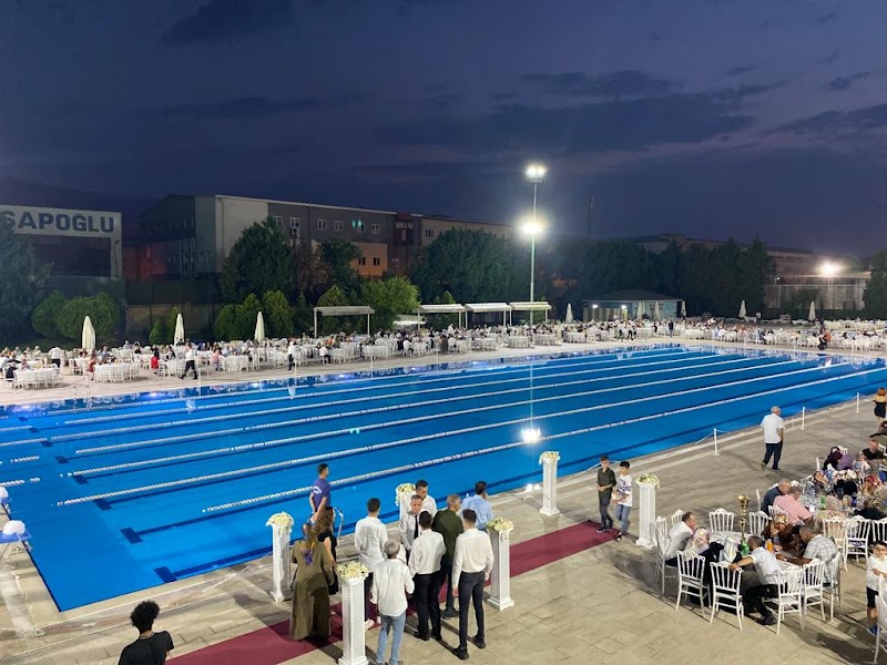 Yıldırım Olimpik Yüzme Havuzu